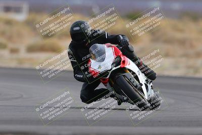 media/Dec-17-2022-SoCal Trackdays (Sat) [[224abd9271]]/Turn 16 (210pm)/